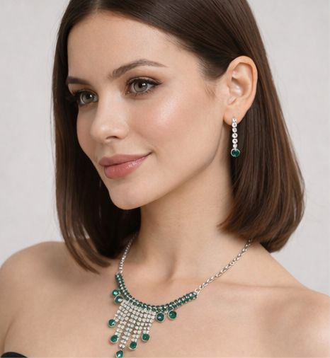 Emerald Cascade Silver Necklace Set