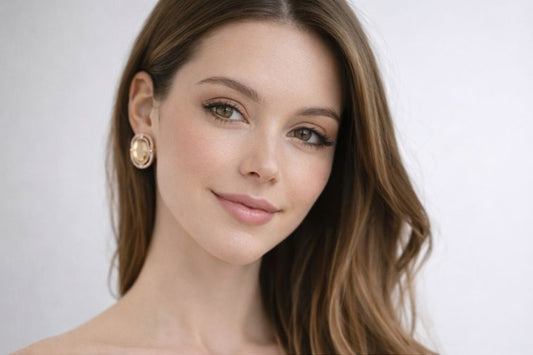 AGM Luxe Ivory Glow Oval Stud Earrings