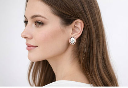 AGM Luxe Classic Pearl Oval Stud Earrings